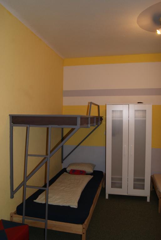 Happy Hostel Будапешт Номер фото